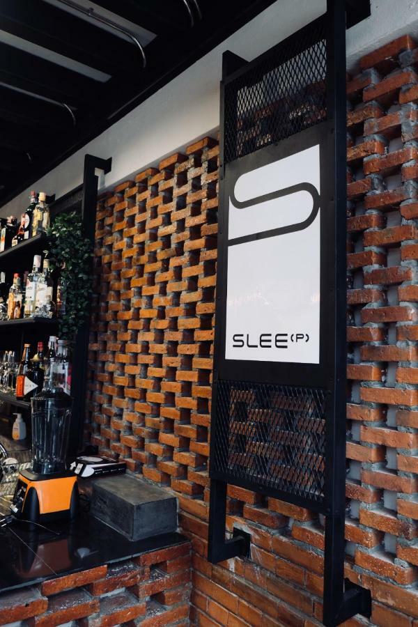 Slee Hostel Chiangmai (Adults Only) Chiang Mai Ngoại thất bức ảnh