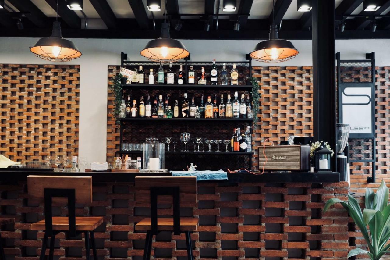 Slee Hostel Chiangmai (Adults Only) Chiang Mai Ngoại thất bức ảnh